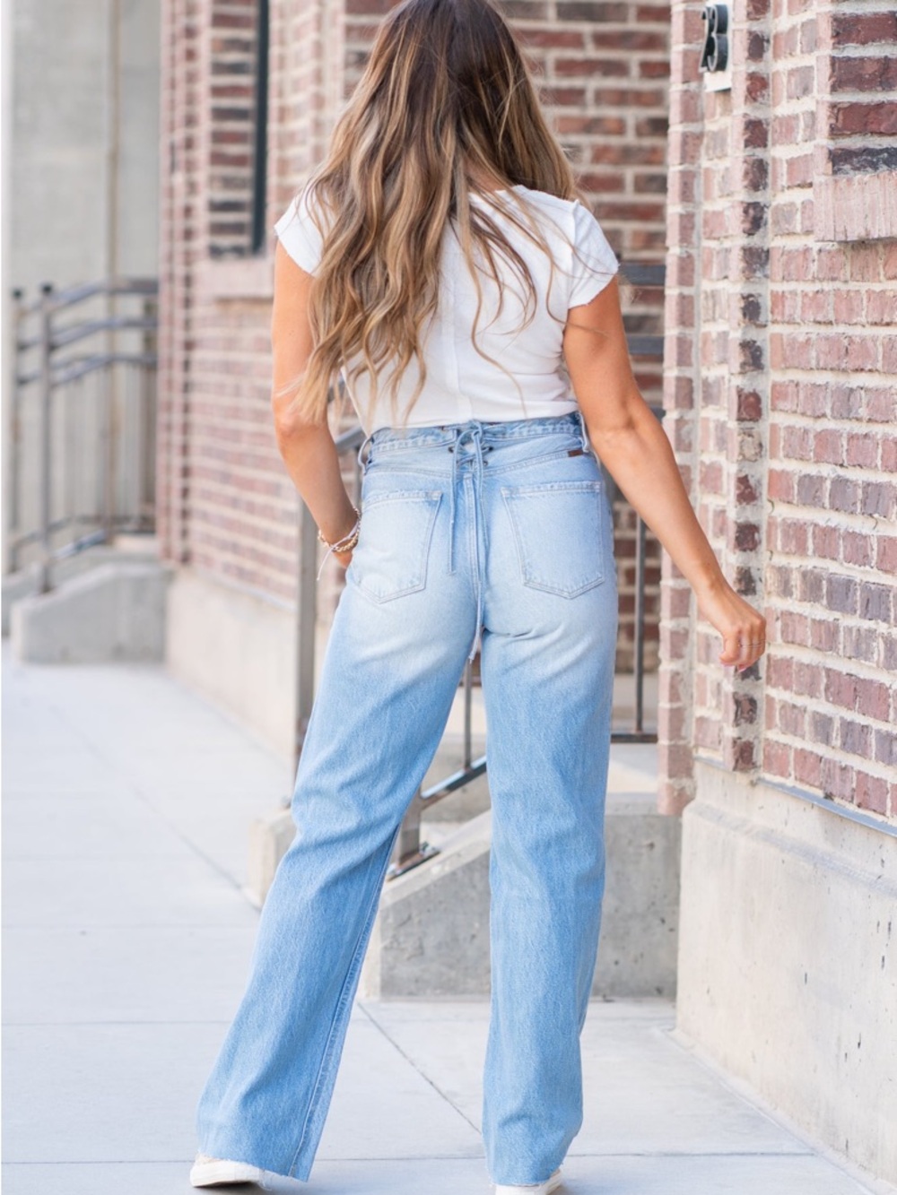 Kancan Maryville High Rise Tie Back 90’s  Flare Button Fly Raw Hem Denim Jeans - Picture 4 of 16